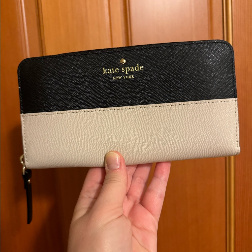NWOT Kate Spade Continental Color Block Wallet